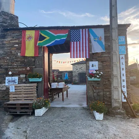 Casa Banderas Hostal Vilacha